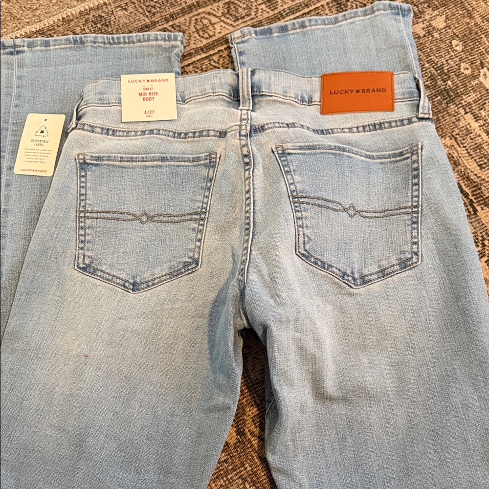 Lucky Brand Light Wash Denim Jeans